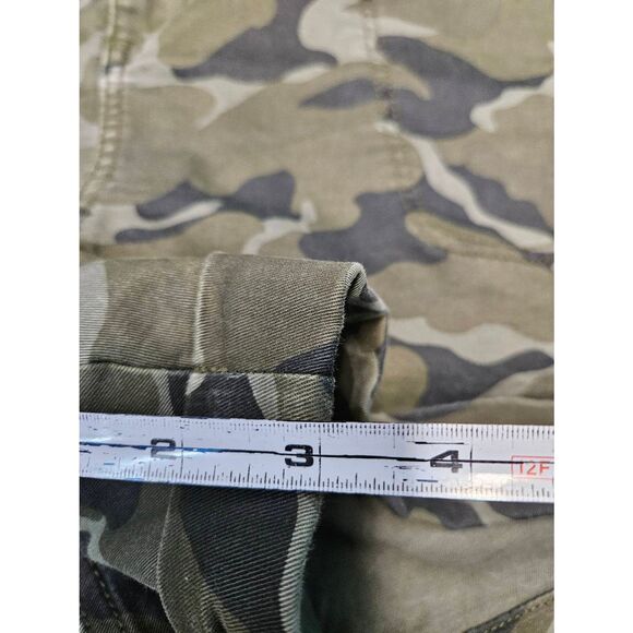 TORRID Army Green Camouflage Cargo Shorts Womens Size 22 Plus Size - Picture 10 of 10